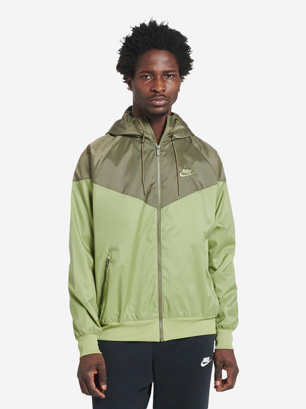 NIKE Giubbetto Nike da uomo Windbreaker verde art:DA0001-334